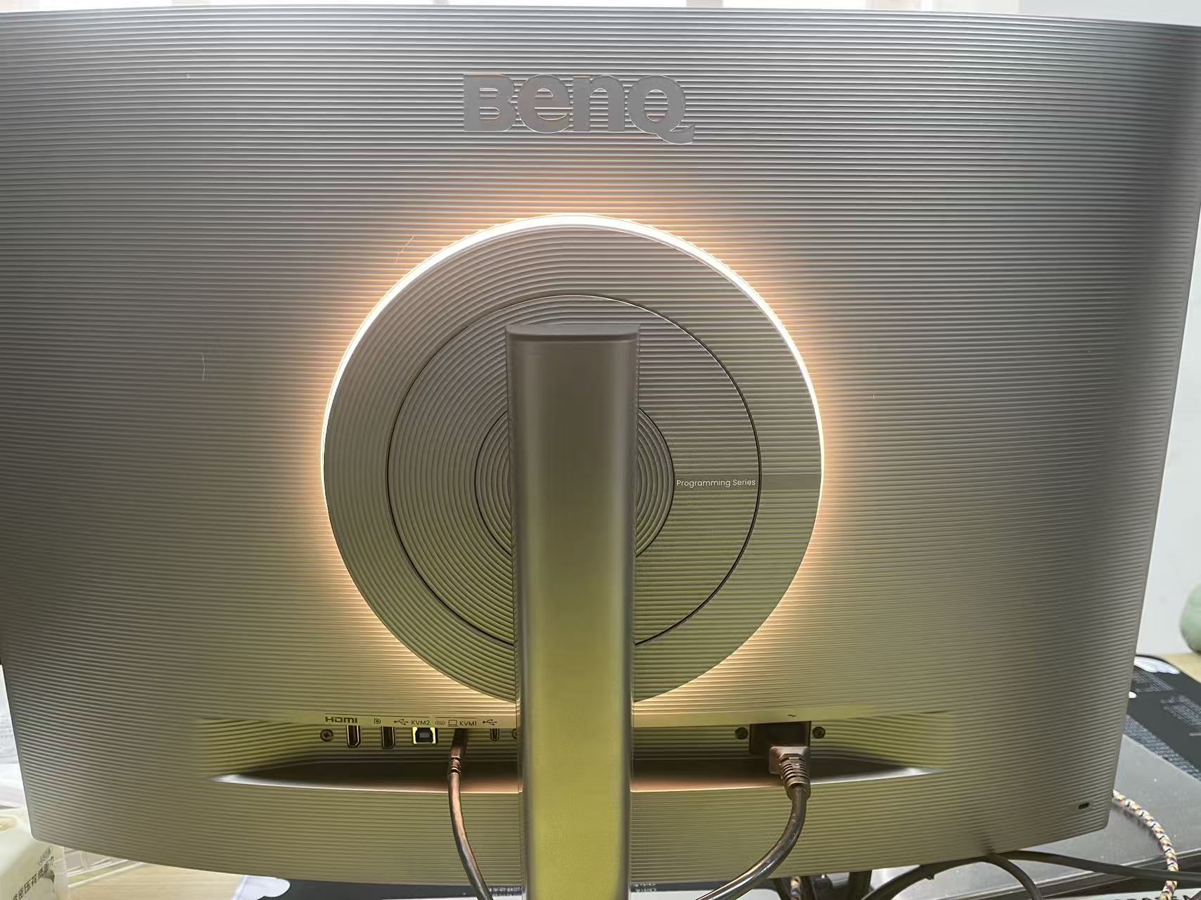 MoonHalo 背光细节(整机)