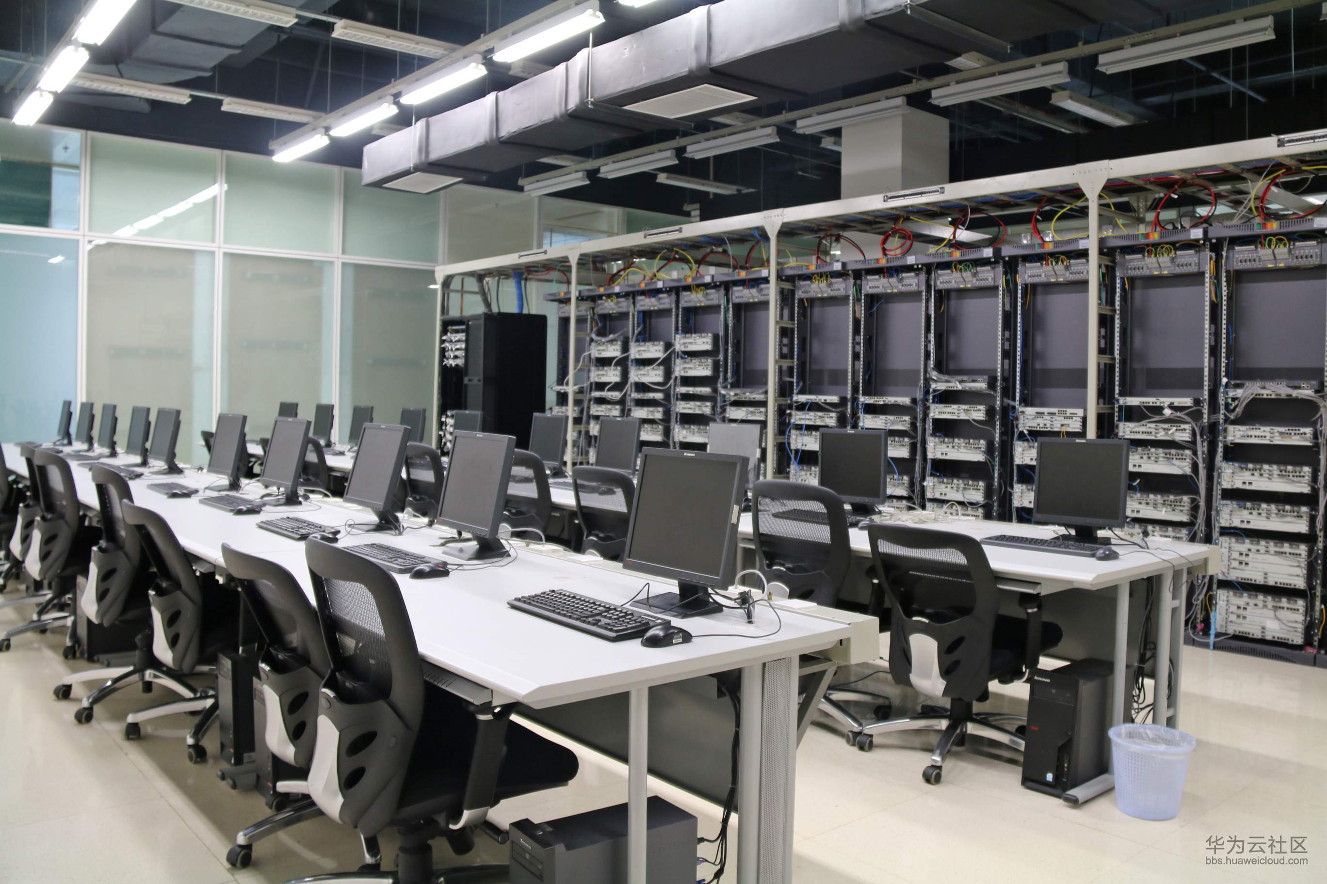 1530668190482430.jpg 实验环境-1.jpg