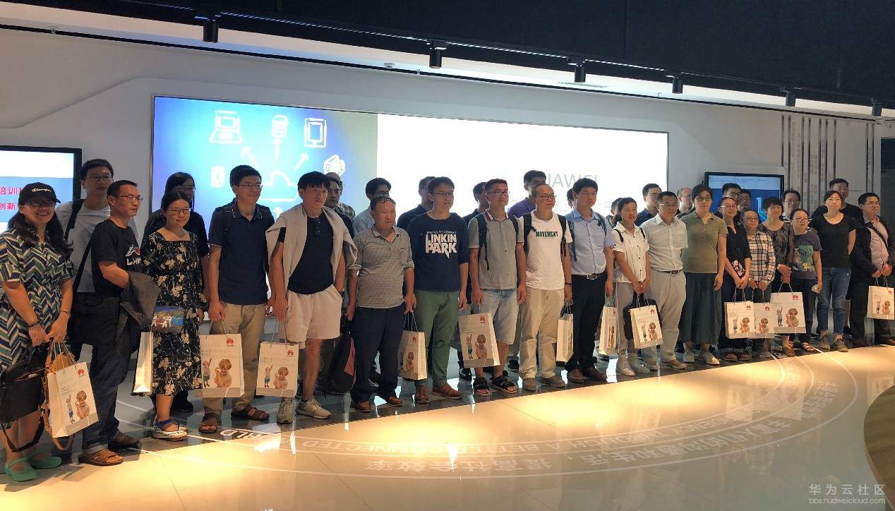 1533811644113538.jpg 2.jpg