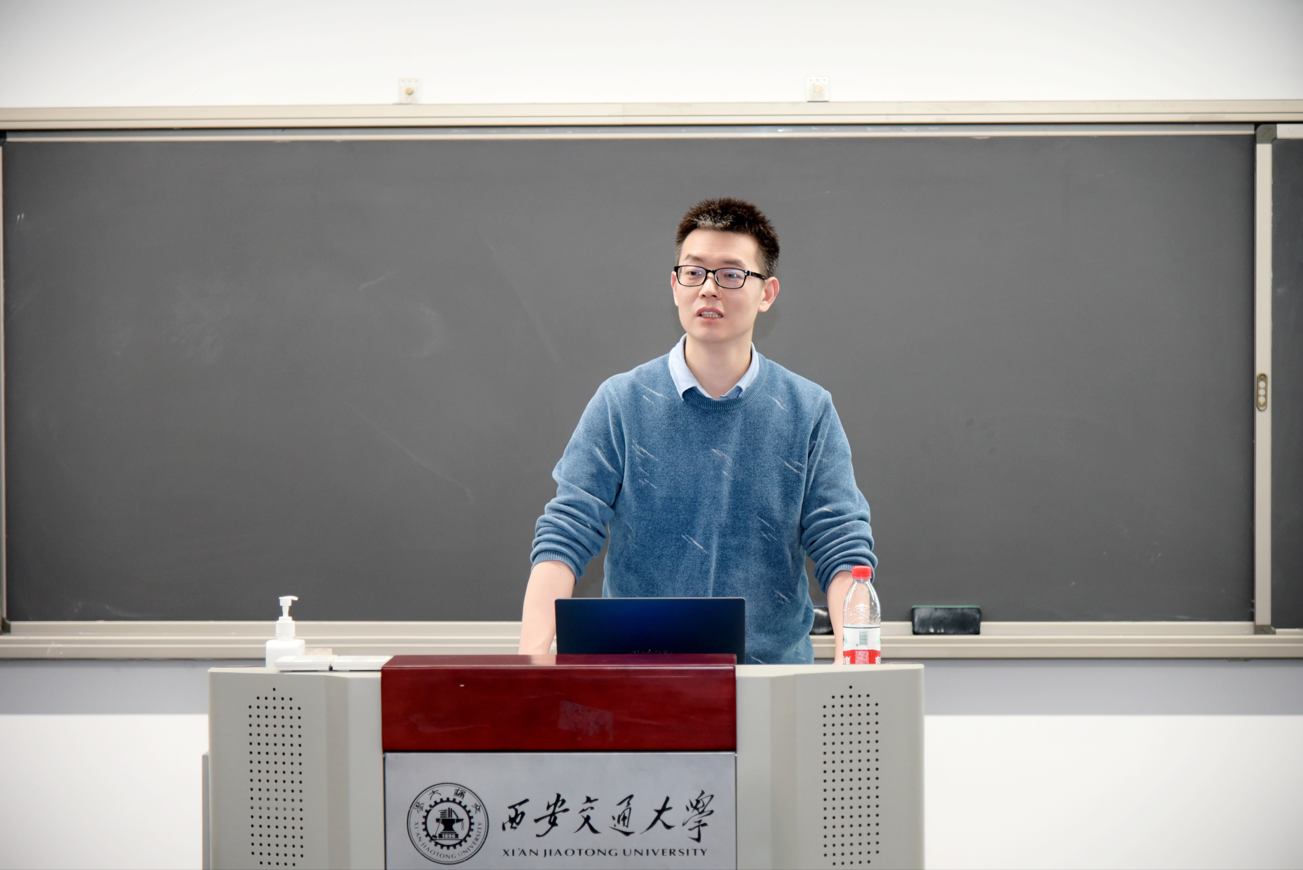 2、李要峰照片.JPG
