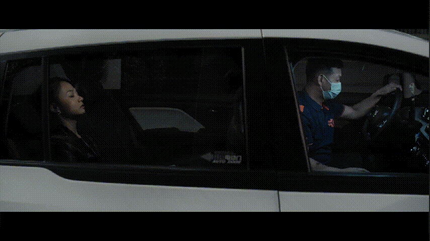 2.出行中.gif