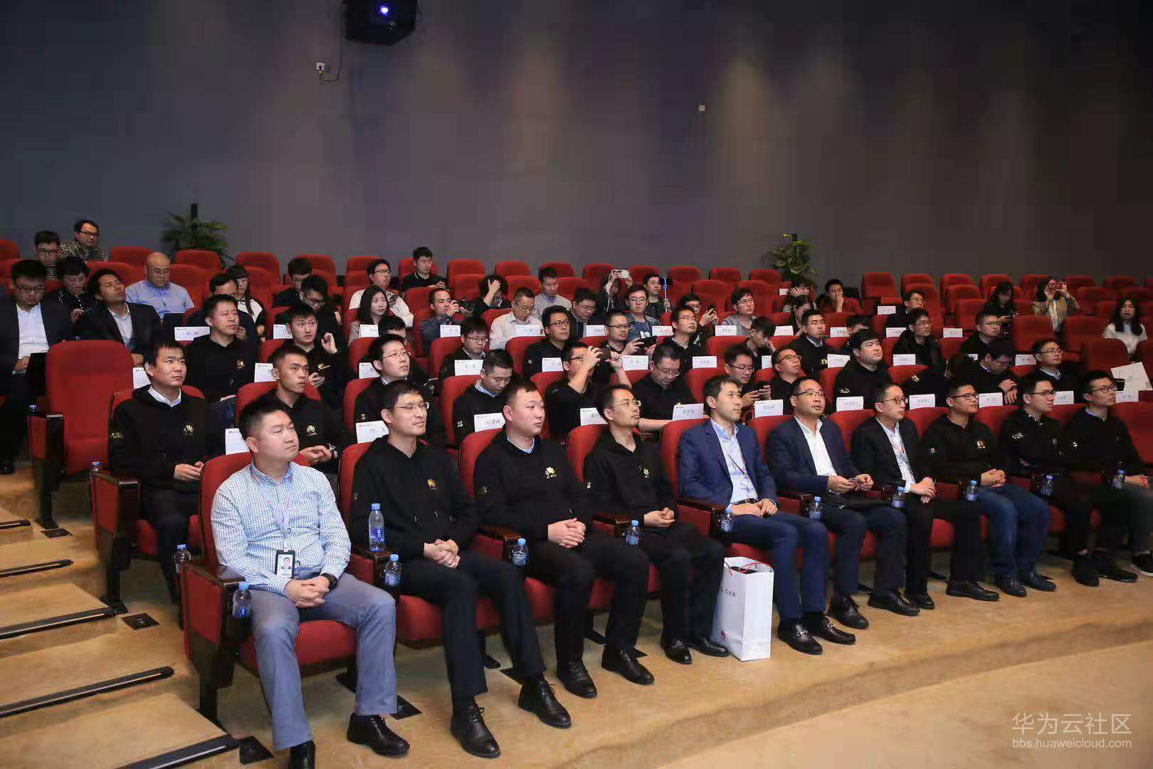 1551961960990010.png image.png